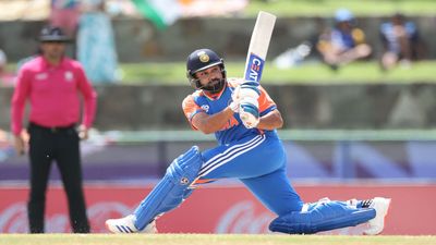 रोहित शर्मा ने ऑस्ट्रेलिया की धज्जियां उड़ाकर बनाया कमाल का रिकॉर्ड, T20 World Cup के इतिहास में ऐसा करने वाले पहले कप्तान बने रोहित शर्मा ने ऑस्ट्रेलिया के खिलाफ 92 रन बनाए