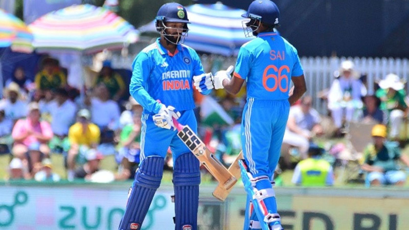 टीम इंडिया में नहीं हुआ सेलेक्शन तो भारतीय स्टार ने लिया इंग्लैंड में खेलने का फैसला, IPL 2024 में बनाए थे 500 प्लस रन टीम इंडिया में नहीं हुआ सेलेक्शन तो भारतीय स्टार ने लिया इंग्लैंड में खेलने का फैसला, IPL 2024 में बनाए थे 500 प्लस रन