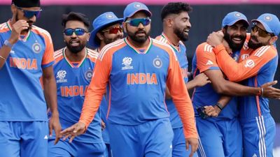 T20 World Cup 2024 Semi Final: 'इस बार नहीं हारेगी टीम इंडिया', पूर्व इंग्लिश क्रिकेटर ने भारतीय टीम को ही बताया जीत का दावेदार रोहित शर्मा और टीम इंडिया