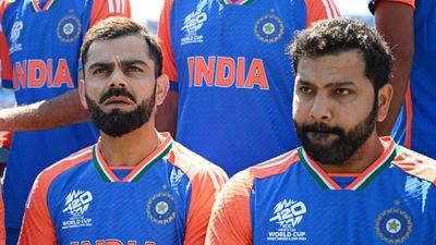 IND vs ENG, Virat Kohli : विराट कोहली की खराब फॉर्म पर खुलकर बोले रोहित शर्मा , कहा - जब आप 15 साल से खेल रहे हैं तो... IND vs ENG मैच के दौरान विराट कोहली और रोहित शर्मा