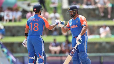 IND vs SA Final : अगर बारिश के चलते पूरी तरह से धुल गया भारत-साउथ अफ्रीका का फाइनल तो कौन बनेगा चैंपियन? जानिए सब कुछ टी20 वर्ल्ड कप के दौरान विराट कोहली और रोहित शर्मा