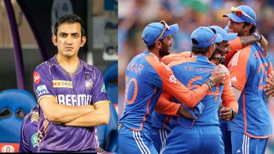 T20 WC 2024 : गौतम गंभीर से पहले इस भारतीय दिग्गज को मिली टीम इंडिया के हेड कोच की जिम्मेदारी, जानें कबसे संभालेगा कमान  गौतम गंभीर और दूसरी तरफ वर्ल्ड कप जीतने के बाद टीम इंडिया के खिलाड़ी