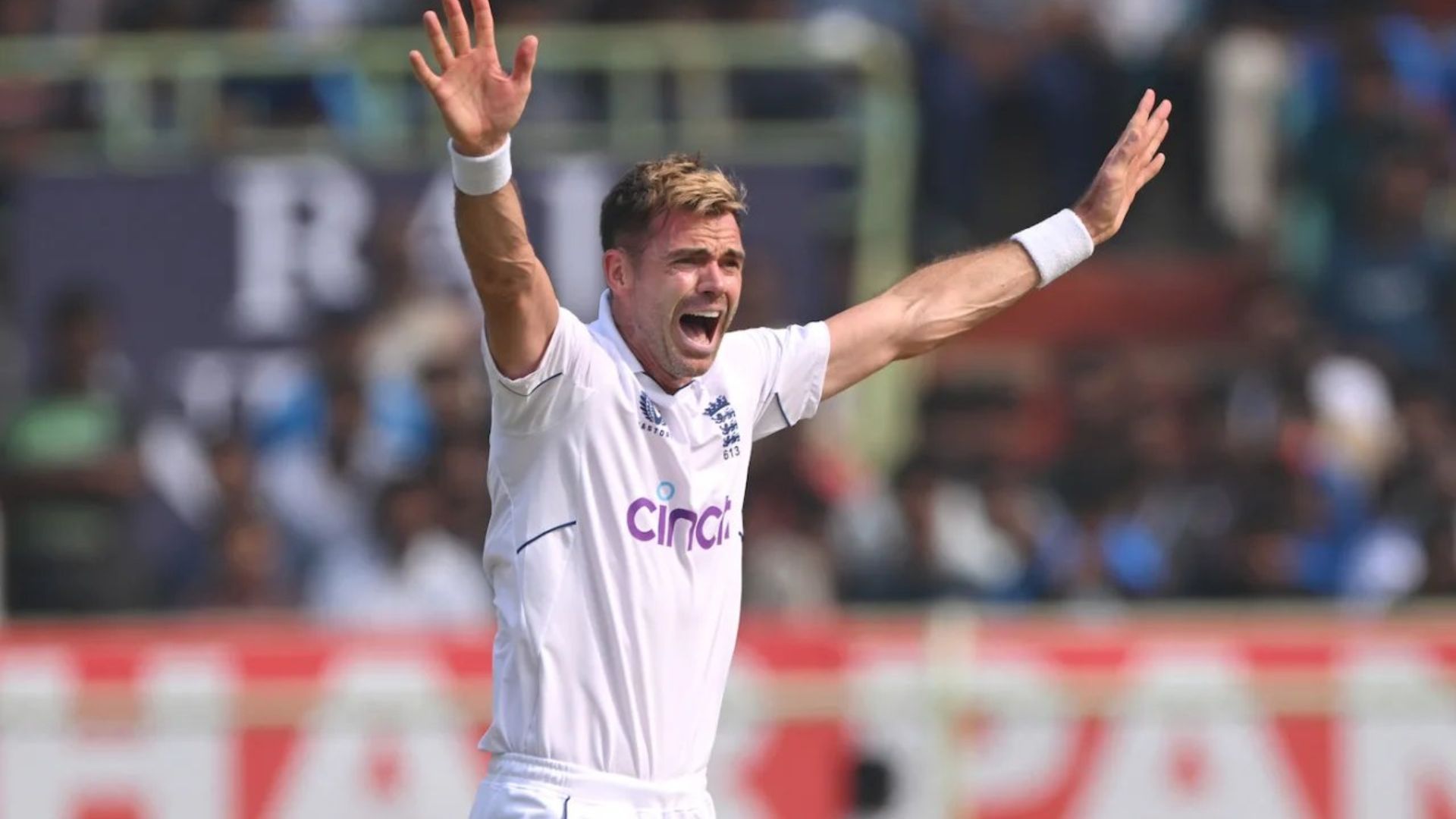 James Anderson ने संन्यास से पहले बरपाया कहर, 4 महीने बाद खेलने उतरे और 18 रन देकर गिरा दिए 6 बल्लेबाज, देखिए Video