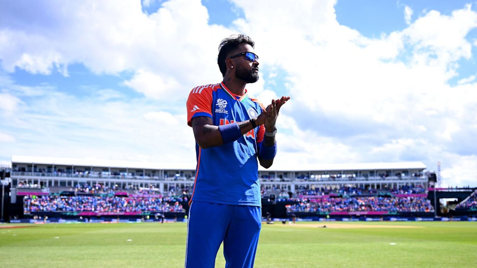 ICC T20I Rankings: हार्दिक पंड्या बने दुनिया के बादशाह, T20 World चैंपियन बनने के बाद नंबर 1 ऑलराउंडर कुर्सी पर जमाया कब्जा ICC T20I Rankings: हार्दिक पंड्या बने दुनिया के बादशाह, T20 World चैंपियन बनने के बाद नंबर 1 ऑलराउंडर कुर्सी पर जमाया कब्जा