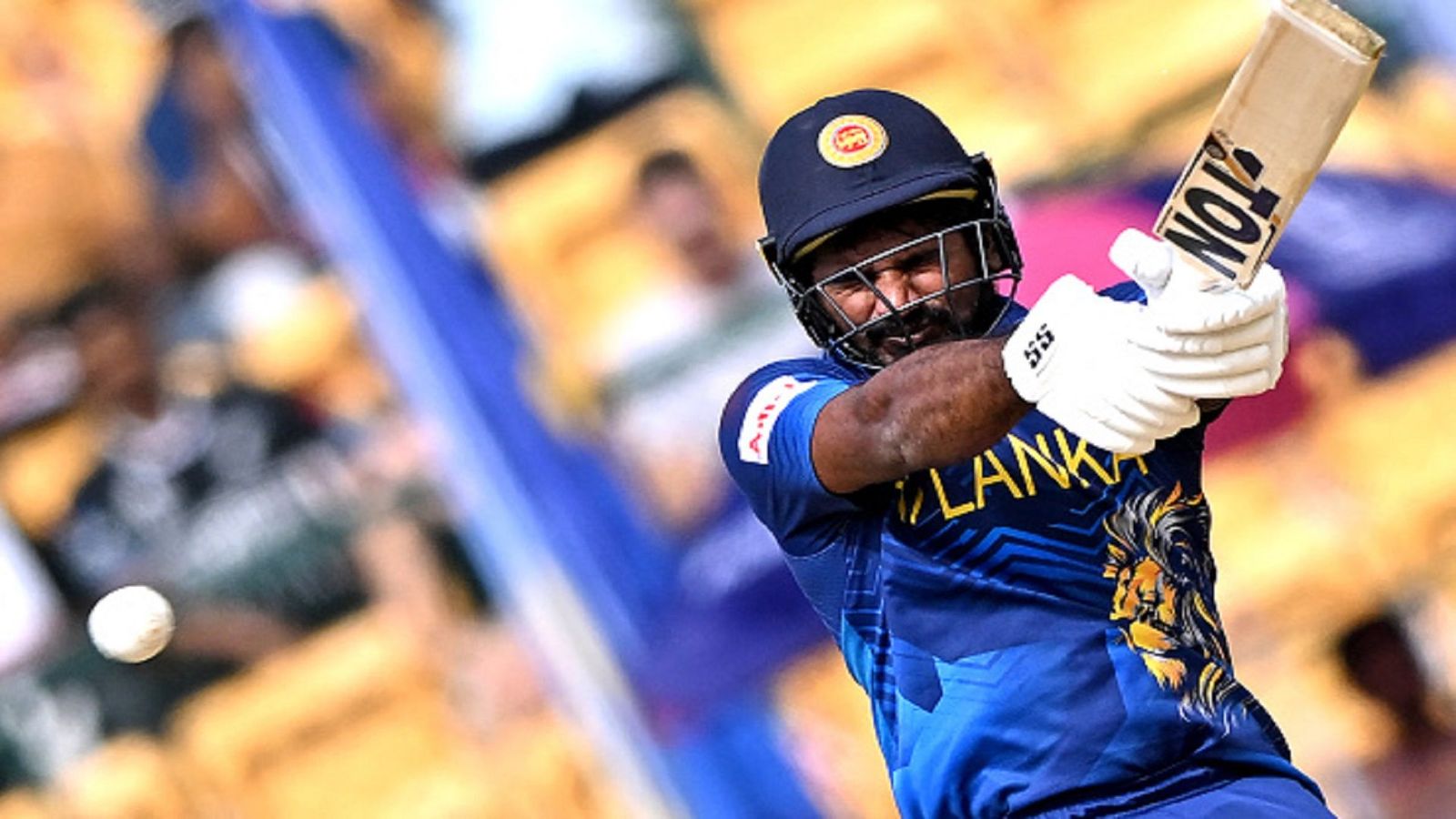 T20 World Cup 2024 में नजरअंदाज किए गए बल्लेबाज ने ठोका LPL का सबसे तेज शतक, बाबर आजम का रिकॉर्ड भी टूटा T20 World Cup 2024 में नजरअंदाज किए गए बल्लेबाज ने ठोका LPL का सबसे तेज शतक, बाबर आजम का रिकॉर्ड भी टूटा