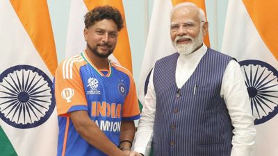 'आपने रोहित शर्मा से कैसे करवाया डांस'? पीएम मोदी ने कुलदीप यादव से पूछा सवाल, जवाब मिला- हमारे कप्तान को तो... कुुलदीप यादव और पीएम नरेंद्र मोदी