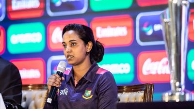 IND vs BAN : भारत के सामने 10 विकेट से सेमीफाइनल में हार के बाद बांग्लादेशी कप्तान का छलका दर्द, कहा - हमारी टीम की... IND vs BAN मैच से पहले प्रेस कांफ्रेंस के दौरान निगार सुल्ताना