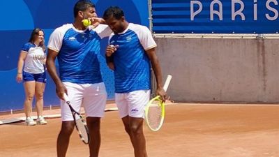 Paris Olympics 2024 : रोहन बोपन्ना-एन श्रीराम को ओपनिंग मैच से पहले लगा झटका, ऐन मौके पर बदली विपक्षी टीम, जानें पूरा मामला पेरिस ओलिंपिक की तैयारी के दौरान रोहन बोपन्ना और बालाजी