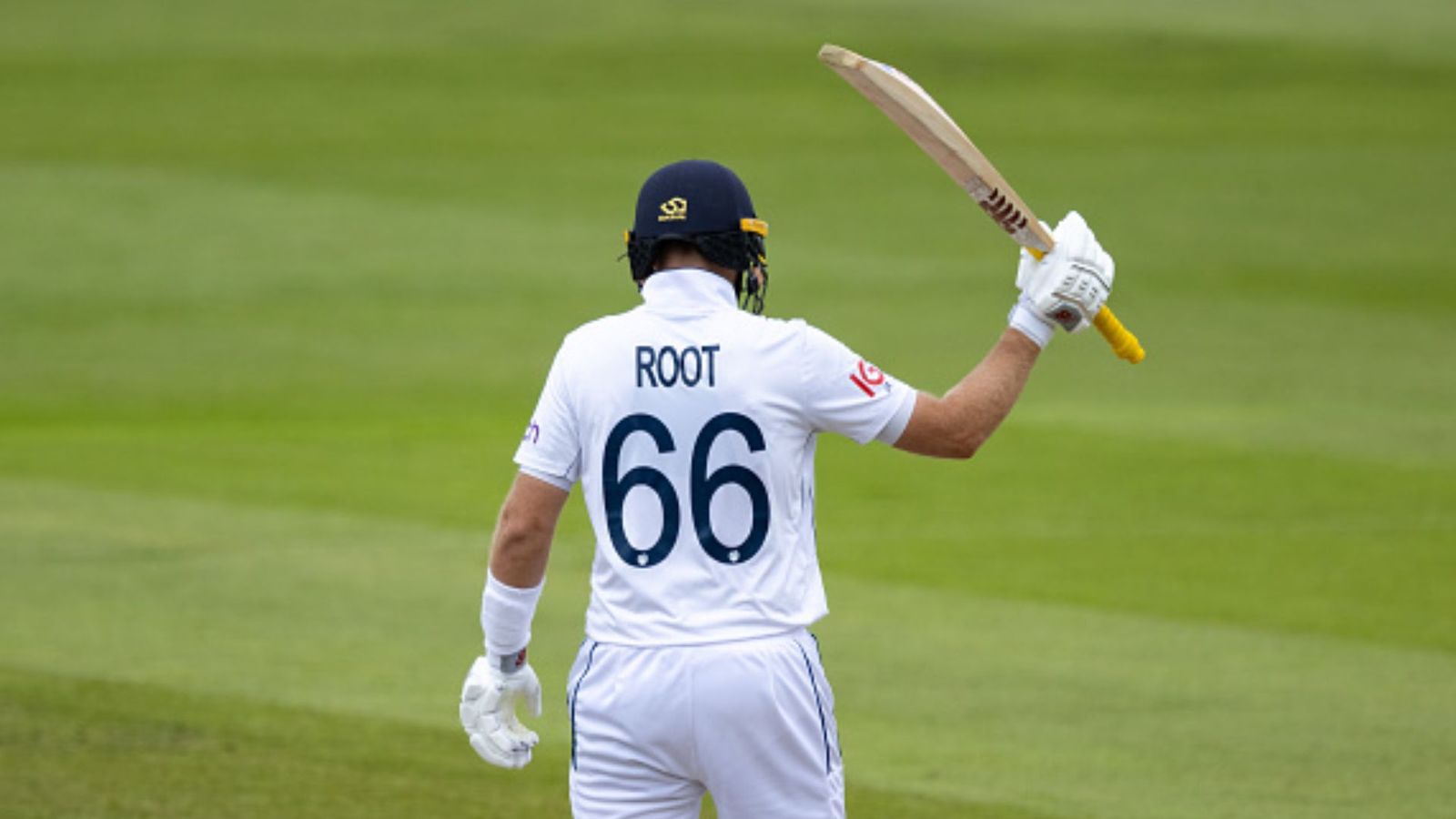 Joe Root Record : जो रूट का धमाल, ब्रायन लारा को पछाड़ टेस्ट क्रिकेट में हासिल किया ये बड़ा मुकाम  Joe Root Record : जो रूट का धमाल, ब्रायन लारा को पछाड़ टेस्ट क्रिकेट में हासिल किया ये बड़ा मुकाम