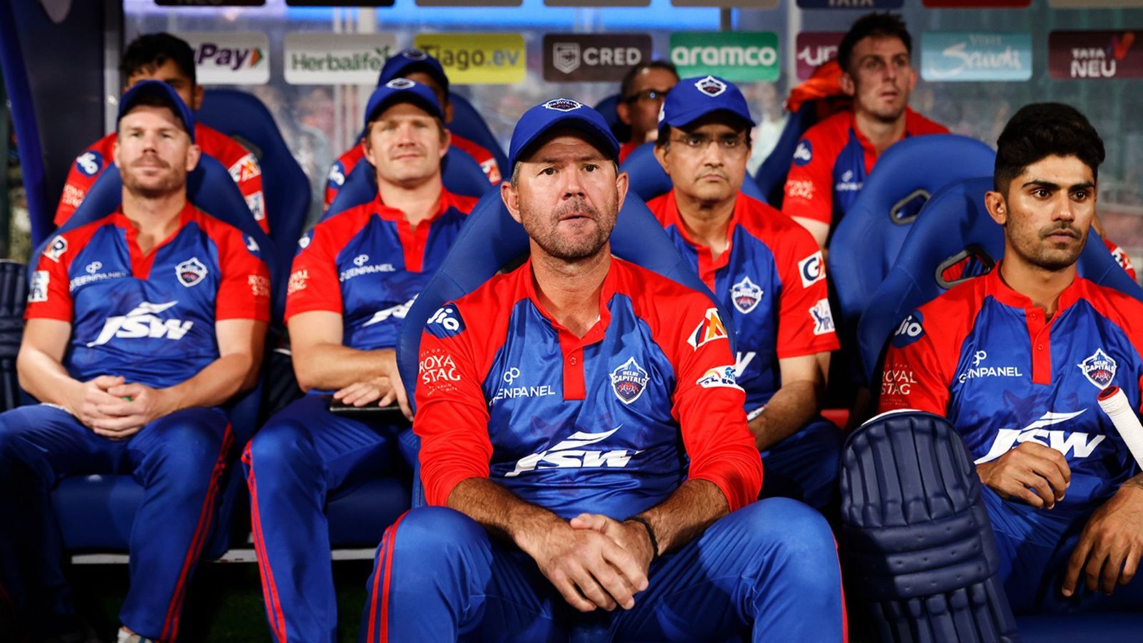 'अब उसकी जगह नहीं बनती' टीम इंडिया के इस सलामी बल्लेबाज से निराश रिकी पोंटिंग, बताया विकल्प की तलाश जारी 'अब उसकी जगह नहीं बनती' टीम इंडिया के इस सलामी बल्लेबाज से निराश रिकी पोंटिंग, बताया विकल्प की तलाश जारी