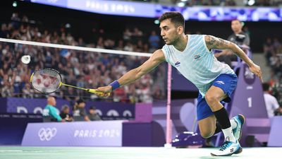 Paris Olympics 2024: लक्ष्य सेन ने प्री क्वार्टर फाइनल में बनाई जगह, वर्ल्ड नंबर चार जोनाथन क्रिस्टी को सीधे गेमों में पीटा लक्ष्य सेन की शानदार जीत