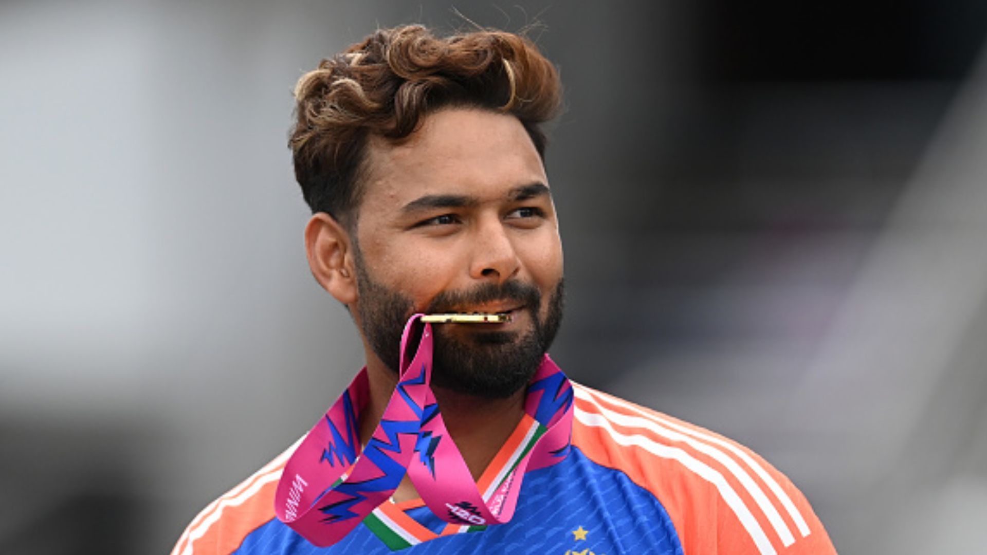 IND vs SL : 'पत्थर पे पत्थर मारे तो...', श्रीलंका का क्लीन स्वीप करने के बाद ऋषभ पंत ने पोस्ट किया मजेदार Video, जमकर हुआ वायरल