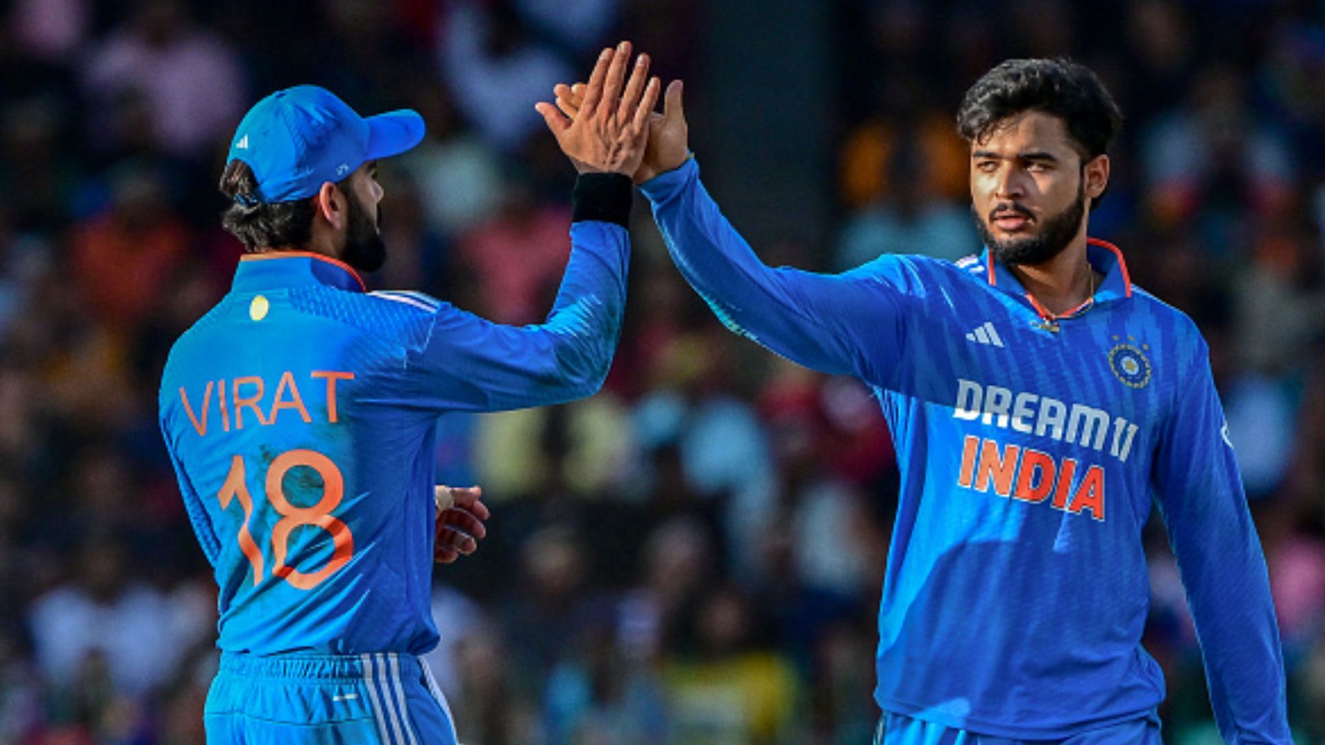 IND vs SL : वनडे डेब्यू मैच में तीन विकेट लेकर रियान पराग का बड़ा करिश्मा, पीयूष चावला के ख़ास क्लब में बनाई जगह 