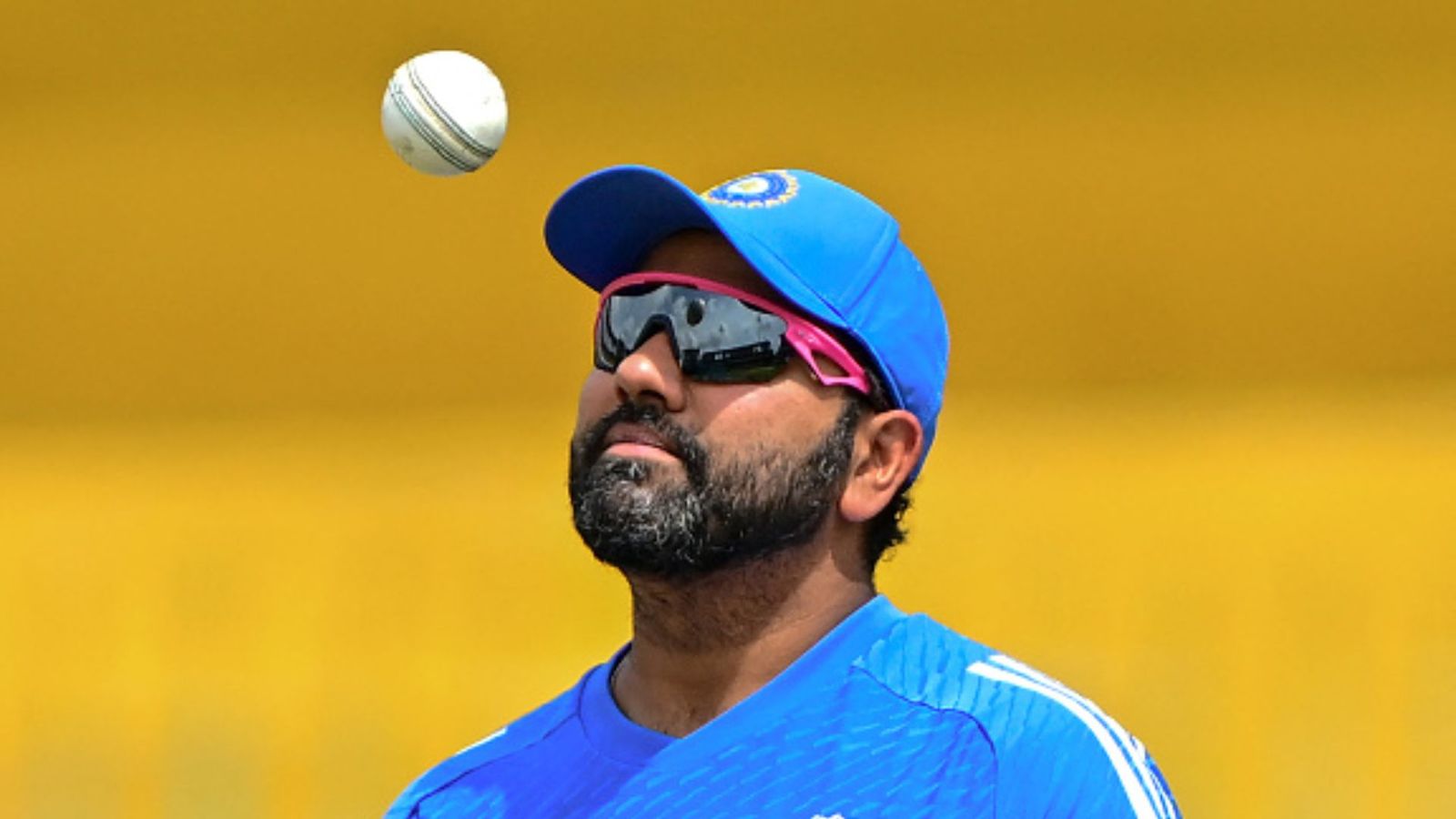 IND vs SL : रोहित शर्मा का सीरीज हार के बाद सचिन तेंदुलकर के अनचाहे क्लब में जुड़ा नाम, 27 साल बाद हुआ ऐसा IND vs SL : रोहित शर्मा का सीरीज हार के बाद सचिन तेंदुलकर के अनचाहे क्लब में जुड़ा नाम, 27 साल बाद हुआ ऐसा