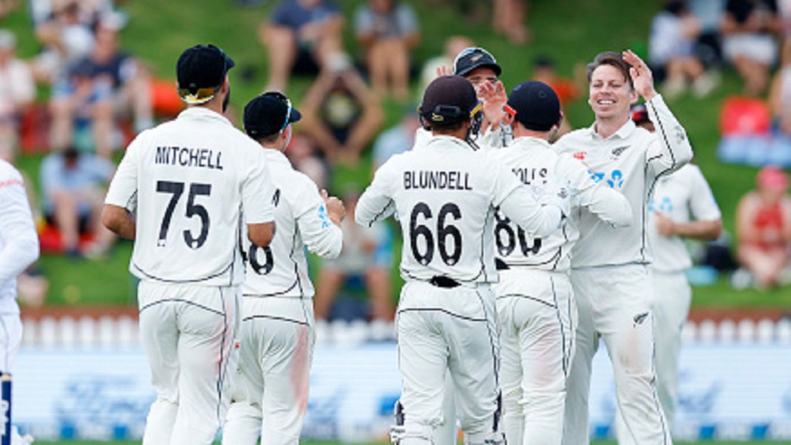 भारत दौरे के लिए न्यूजीलैंड की टेस्ट टीम का ऐलान, 18 महीने बाद इस स्टार खिलाड़ी की वापसी, टीम के साथ आएगा पाकिस्तान दिग्गज भारत दौरे के लिए न्यूजीलैंड की टेस्ट टीम का ऐलान, 18 महीने बाद इस स्टार खिलाड़ी की वापसी, टीम के साथ आएगा पाकिस्तान दिग्गज