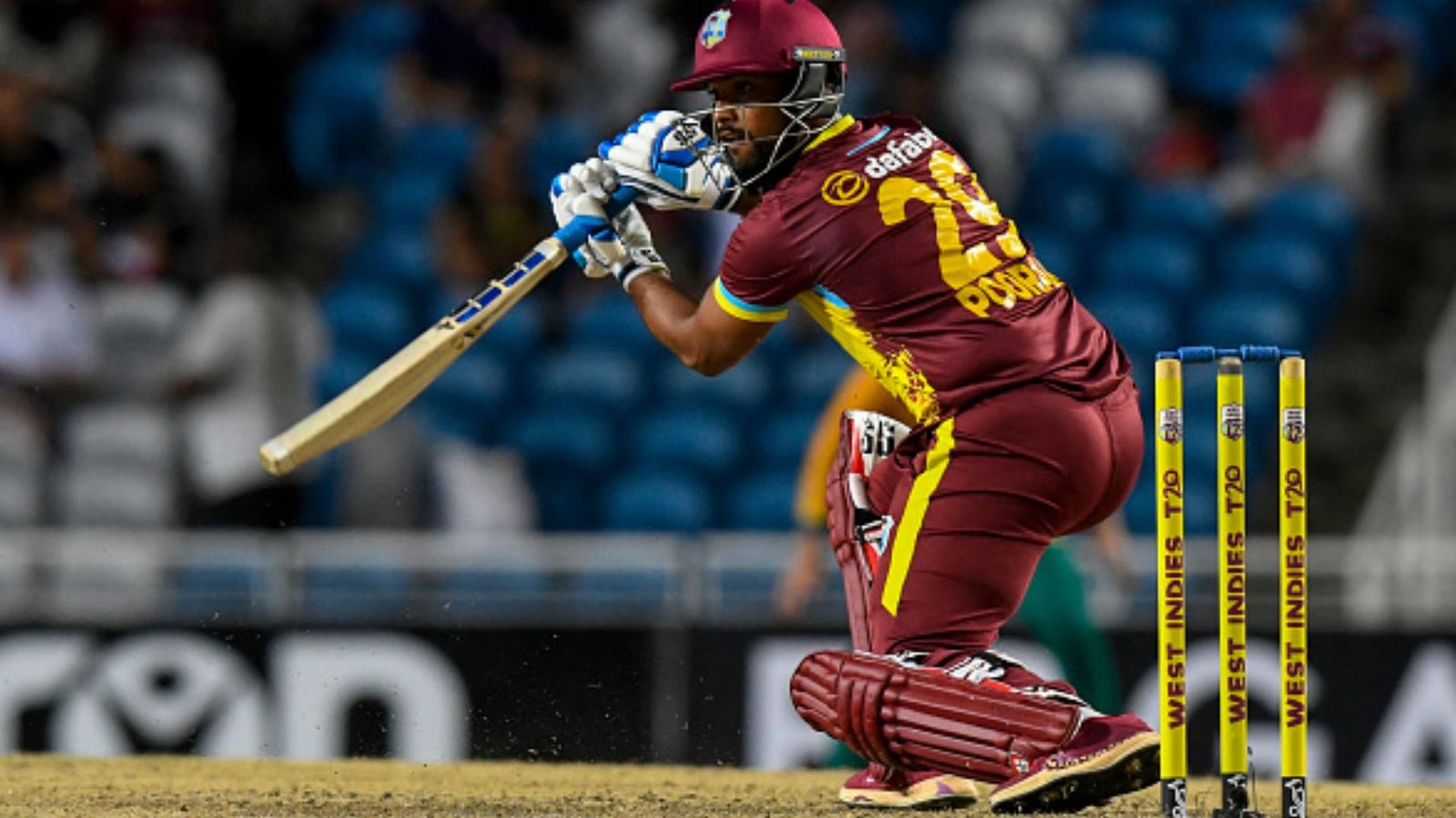 केएल राहुल के साथी ने सात छक्के से उड़ाए साउथ अफ्रीका के होश, वेस्टइंडीज ने पहले T20I में दर्ज की धमाकेदार जीत  केएल राहुल के साथी ने सात छक्के से उड़ाए साउथ अफ्रीका के होश, वेस्टइंडीज ने पहले T20I में दर्ज की धमाकेदार जीत