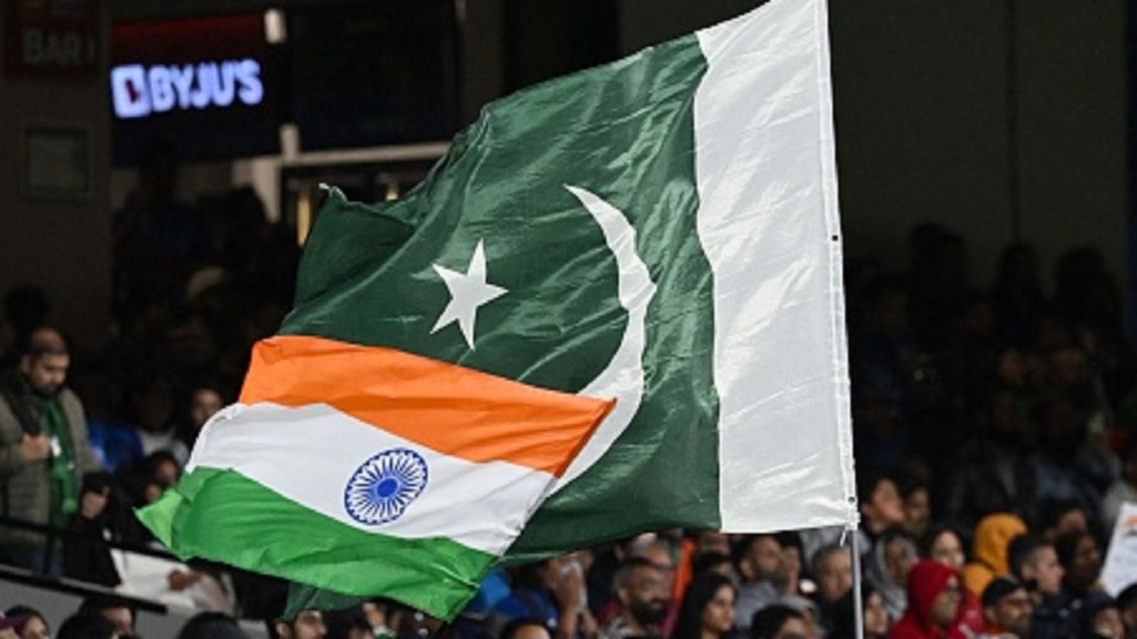 भारत और पाकिस्तान के बीच 14 सितंबर को हाईवोल्टेज मैच, जश्न के तुरंत बाद तैयारी में जुटी टीम  भारत और पाकिस्तान के बीच 14 सितंबर को हाईवोल्टेज मैच, जश्न के तुरंत बाद तैयारी में जुटी टीम