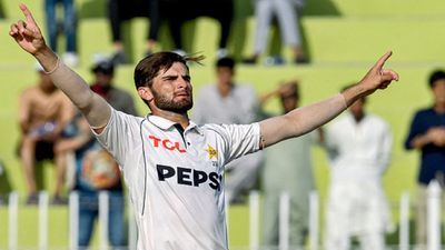 PAK vs BAN: शाहीन अफरीदी की दूसरे टेस्ट से छुट्टी, बांग्लादेश के खिलाफ बड़े बदलावों के साथ पाकिस्तान ने चुने ये खिलाड़ी शाहीन अफरीदी दूसरे टेस्ट से बाहर हो गए हैं