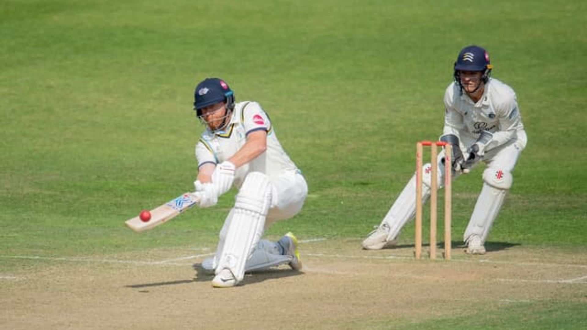 इंग्लिश बल्लेबाज ने टेस्ट टीम से निकाले जाने पर स्टोक्स-मैक्कलम को दिया मुंहतोड़ जवाब, बैजबॉल स्टाइल में उड़ाया आतिशी शतक जॉनी बेयरस्टो ने यॉर्कशर के लिए शतक लगाया.