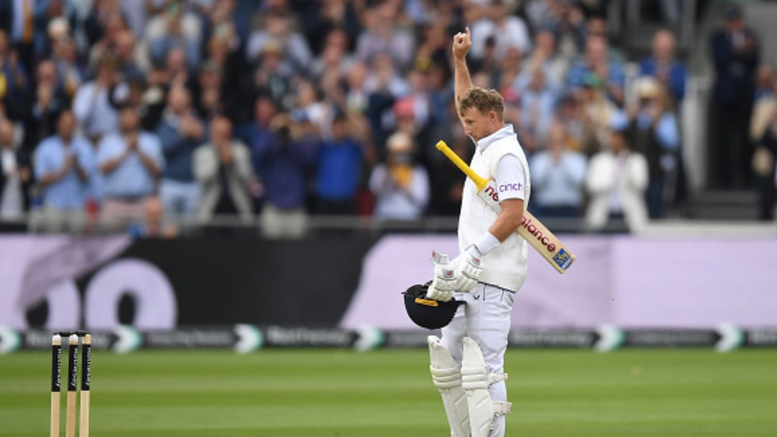 Joe Root : सचिन तेंदुलकर के रिकॉर्ड को तोड़ने के करीब जो रूट, 34वें टेस्ट शतक के बाद कहा - मेरा काम अब... Joe Root : सचिन तेंदुलकर के रिकॉर्ड को तोड़ने के करीब जो रूट, 34वें टेस्ट शतक के बाद कहा - मेरा काम अब...