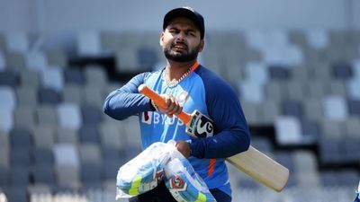 दलीप ट्रॉफी से ठीक पहले ऋषभ पंत का धमाका, खूब उड़ाए चौके- छक्के, VIDEO वायरल ट्रेनिंग के दौरान ऋषभ पंत