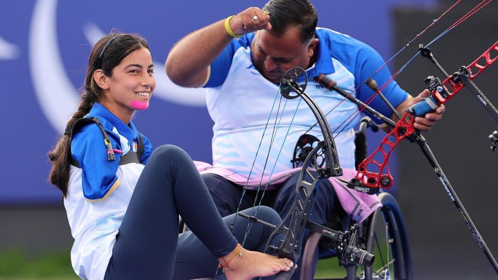 Paris 2024 Paralympics: शीतल- राकेश की जोड़ी का कमाल, मिक्स्ड टीम कंपाउंड में भारत को दिलाया ब्रॉन्ज Paris 2024 Paralympics: शीतल- राकेश की जोड़ी का कमाल, मिक्स्ड टीम कंपाउंड में भारत को दिलाया ब्रॉन्ज