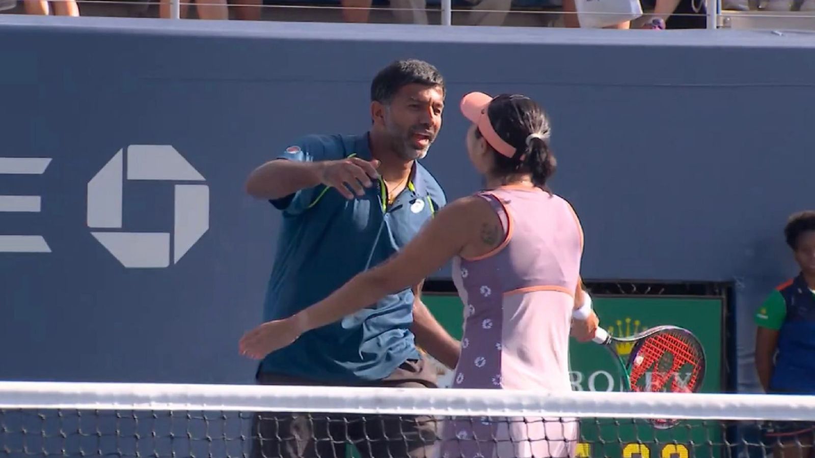 US Open 2024 के खिताब से दो जीत दूर रोहन बोपन्ना, डबल्स के अपने पार्टनर एबडेन को हराकर मिस्क्ड के सेमीफाइनल में बनाई जगह US Open 2024 के खिताब से दो जीत दूर रोहन बोपन्ना, डबल्स के अपने पार्टनर एबडेन को हराकर मिस्क्ड के सेमीफाइनल में बनाई जगह