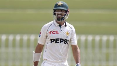 PAK vs BAN: बांग्लादेश ने घर में घुसकर पीटा तो पाकिस्तानी कप्तान शान मसूद टीम पर बरसे, बोले- हम लोग चार बार... शान मसूद 2023 में पाकिस्तान के टेस्ट कप्तान बने.