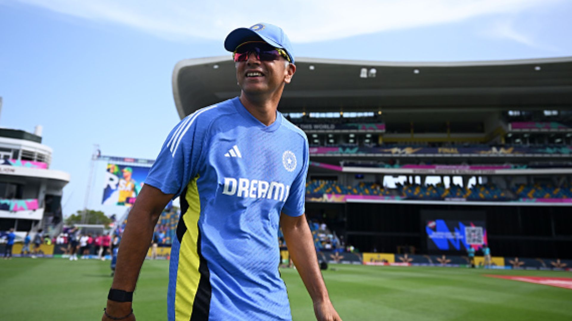 Rahul Dravid :'ब्लैंक चेक'भी नहीं तोड़ सका राहुल द्रविड़ और राजस्थान रॉयल्स का अटूट रिश्ता, रिपोर्ट में हुआ बड़ा खुलासा  