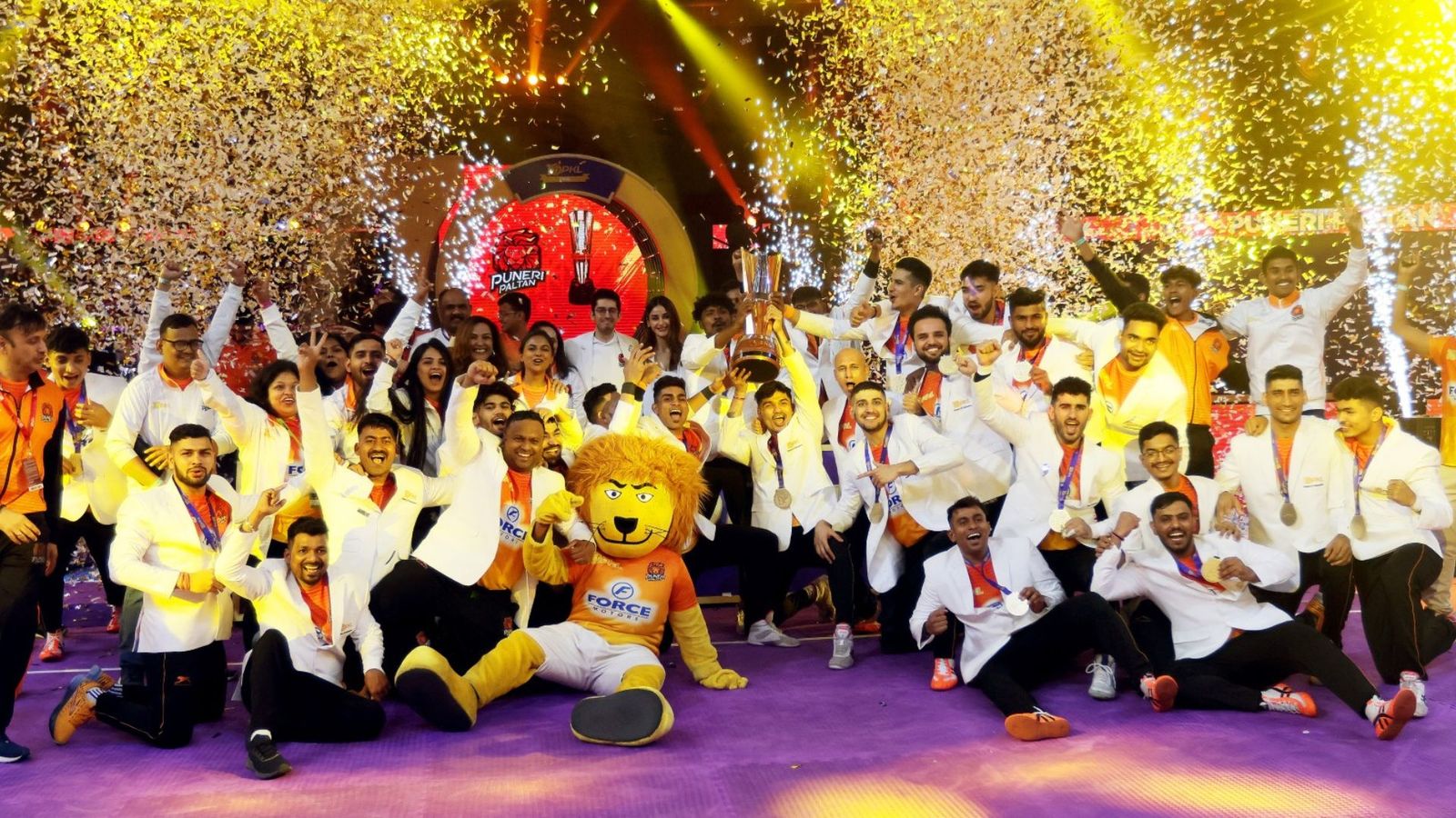 Pro Kabaddi League 11 Full Schedule: तेलुगु टाइटंस-बेंगलुरु बुल्स के मुकाबले से 11वें सीजन का आगाज, इन तीन शहरों में ही होगा टूर्नामेंट Pro Kabaddi League 11 Full Schedule: तेलुगु टाइटंस-बेंगलुरु बुल्स के मुकाबले से 11वें सीजन का आगाज, इन तीन शहरों में ही होगा टूर्नामेंट