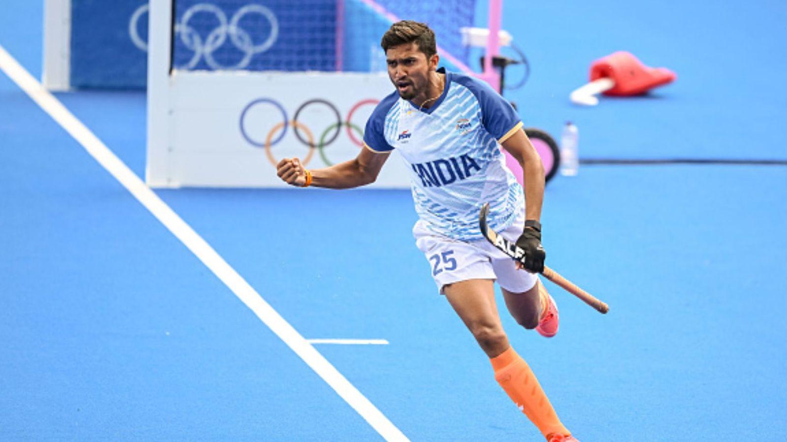 Asian Champions Trophy : हॉकी टीम इंडिया ने मलेशिया पर जमकर बरसाए गोल, 8-1 से धमाकेदार जीत के साथ रचा इतिहास  Asian Champions Trophy : हॉकी टीम इंडिया ने मलेशिया पर जमकर बरसाए गोल, 8-1 से धमाकेदार जीत के साथ रचा इतिहास