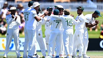 IND vs BAN : बांग्लादेश ने टेस्ट सीरीज के लिए किया 16 खिलाड़ियों का ऐलान, पाकिस्तान को पटखनी देने वाले इस धुरंधर की छुट्टी, जानिए टीम में किसे मिली जगह भारत और बांग्लादेश के बीच दो टेस्ट मैचों की सीरीज