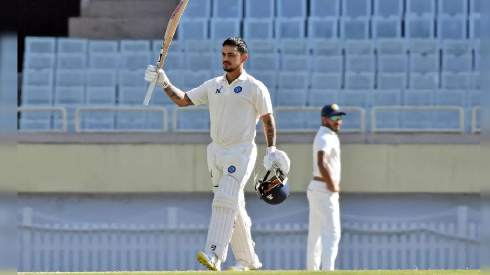 Ishan Kishan Century : इशान किशन ने धमाकेदार शतक से रेड बॉल क्रिकेट में की वापसी, BCCI के सेंट्रल कॉट्रेक्ट से बाहर होने के बाद सेलेक्टर्स को बल्ले से दिया जवाब Ishan Kishan Century : इशान किशन ने धमाकेदार शतक से रेड बॉल क्रिकेट में की वापसी, BCCI के सेंट्रल कॉट्रेक्ट से बाहर होने के बाद सेलेक्टर्स को बल्ले से दिया जवाब