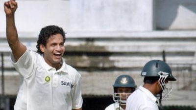 IND vs BAN: इरफान पठान की आग उगलती गेंदों के आगे जब बांग्लादेश ने टेके थे घुटने, मैच में 11 विकेट लेकर मचाया था गदर विकेट लेने के बाद जश्न मनाते इरफान पठान