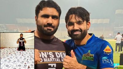 पाकिस्तान के इस खिलाड़ी के नाम है 100 वर्ल्ड रिकॉर्ड, 33 साल की उम्र में किया हैरतअंगेज कारनामा मोहम्मद रिजवान के साथ इरफान महसूद