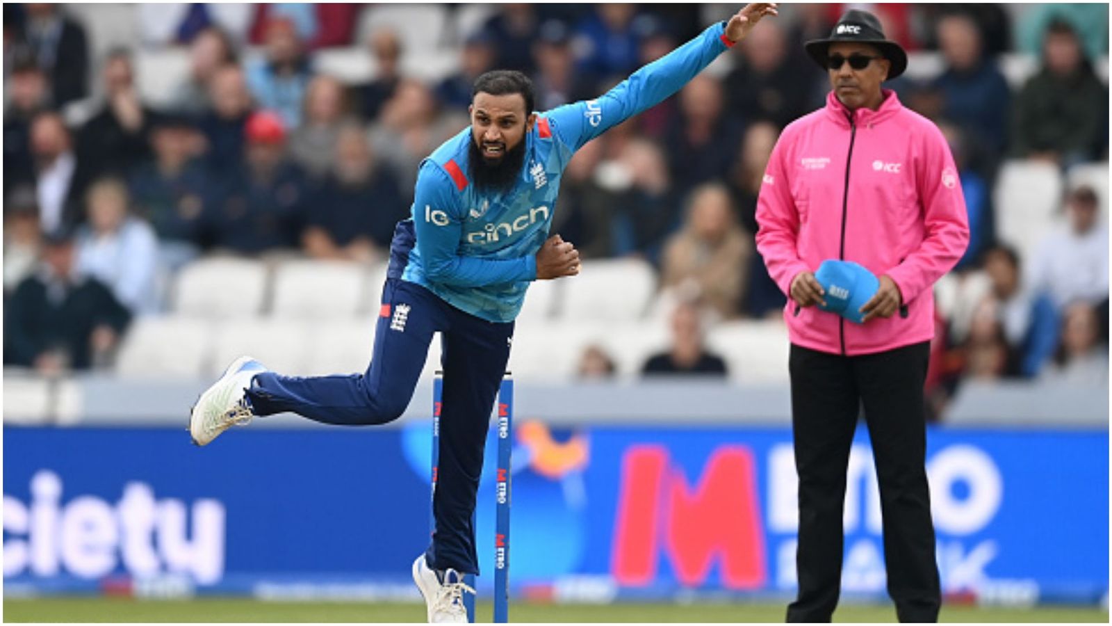 ENG vs AUS: कंगारुओं के खिलाफ आदिल रशीद ने इंग्लैंड के लिए वो कर दिखाया जो अब तक कोई स्पिनर नहीं कर पाया, इतिहास के पन्नों में नाम दर्ज ENG vs AUS: कंगारुओं के खिलाफ आदिल रशीद ने इंग्लैंड के लिए वो कर दिखाया जो अब तक कोई स्पिनर नहीं कर पाया, इतिहास के पन्नों में नाम दर्ज