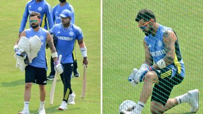 नेट्स में भी दूर नहीं हो रही विराट कोहली की सबसे बड़ी कमजोरी, कानपुर में गेंदबाजों ने स्विंग से किया तंग, इन बल्लेबाजों को भी हुई परेशानी नेट्स में प्रैक्टिस के दौरान विराट कोहली