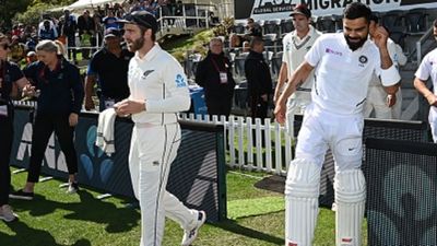 विराट कोहली पीछे छूटे! केन विलियमसन ने श्रीलंका के खिलाफ 46 रन बनाकर हासिल की नई उपलब्धि केन विलियमसन विराट कोहली से आगे निकल गए हैं