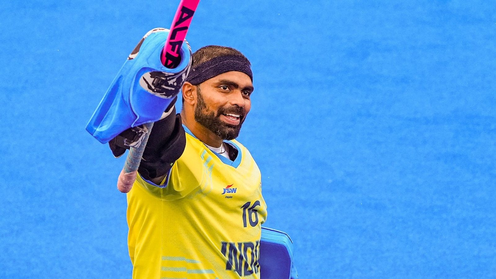 पीआर श्रीजेश ने शेयर की प्रधानमंत्री से मिली चिट्ठी, मोदी ने लिखा- आप जूनियर टीम के कोच के रूप में कमाल करेंगे पीआर श्रीजेश ने शेयर की प्रधानमंत्री से मिली चिट्ठी, मोदी ने लिखा- आप जूनियर टीम के कोच के रूप में कमाल करेंगे