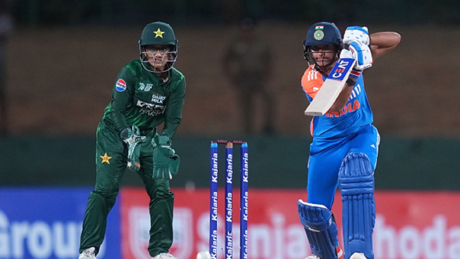 IND vs PAK, T20 World Cup 2024 Live Streaming: भारत-पाकिस्तान की वर्ल्ड कप में टक्कर कब और कहां देखें, यहां जानें हाईवोल्टेज मैच की सारी डिटेल्स IND vs PAK, T20 World Cup 2024 Live Streaming: भारत-पाकिस्तान की वर्ल्ड कप में टक्कर कब और कहां देखें, यहां जानें हाईवोल्टेज मैच की सारी डिटेल्स