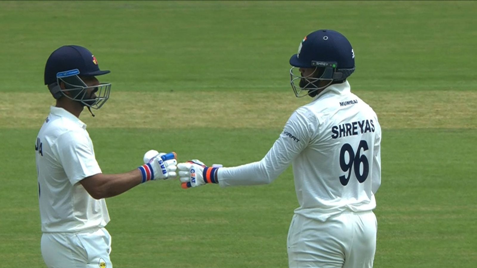 Irani Cup: टीम इंडिया से निकाले गए खिलाड़ियों ने अर्धशतक ठोक मचाई धूम, रेस्ट ऑफ इंडिया के छक्के छुड़ाए Irani Cup: टीम इंडिया से निकाले गए खिलाड़ियों ने अर्धशतक ठोक मचाई धूम, रेस्ट ऑफ इंडिया के छक्के छुड़ाए