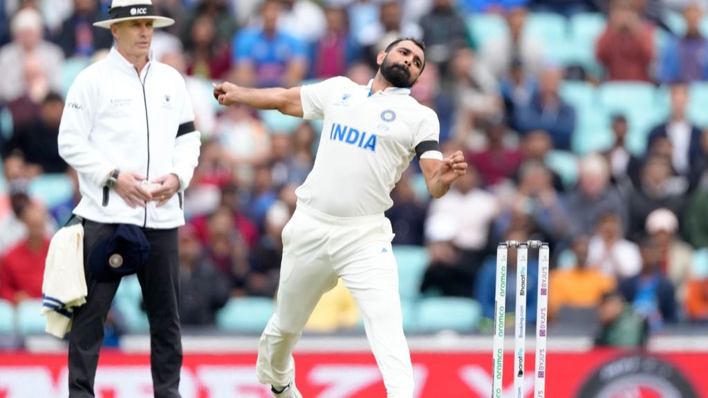 Shami, IND vs AUS : टीम इंडिया के लिए बुरी खबर! ऑस्ट्रेलिया दौरे से मोहम्मद शमी के बाहर होने का मंडराया संकट, सामने आई बड़ी अपडेट 