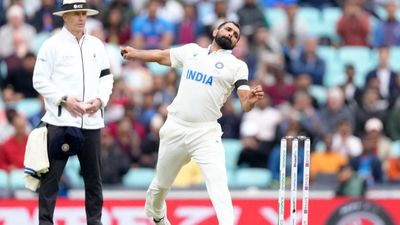 Shami, IND vs AUS : टीम इंडिया के लिए बुरी खबर! ऑस्ट्रेलिया दौरे से मोहम्मद शमी के बाहर होने का मंडराया संकट, सामने आई बड़ी अपडेट Mohammed Shami