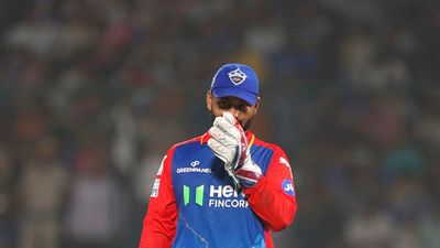 क्या चेन्नई सुपर किंग्स की टीम में शामिल होंगे ऋषभ पंत? दिल्ली कैपिटल्स फ्रेंचाइज ने कर दिया सबकुछ फाइनल, कहा- नियम आ गए तो हम... SportsTak Hindi