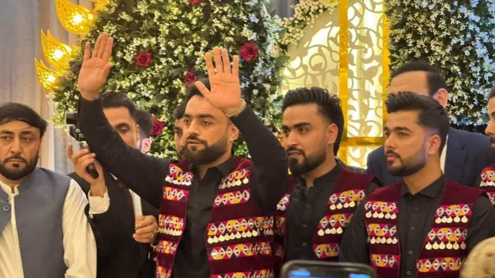 Rashid Khan Marriage : अफगानिस्तान के स्टार स्पिनर राशिद खान ने की शादी, तमाम क्रिकेटर्स का लगा जमावड़ा, Video हुआ वायरल Rashid Khan Marriage : अफगानिस्तान के स्टार स्पिनर राशिद खान ने की शादी, तमाम क्रिकेटर्स का लगा जमावड़ा, Video हुआ वायरल