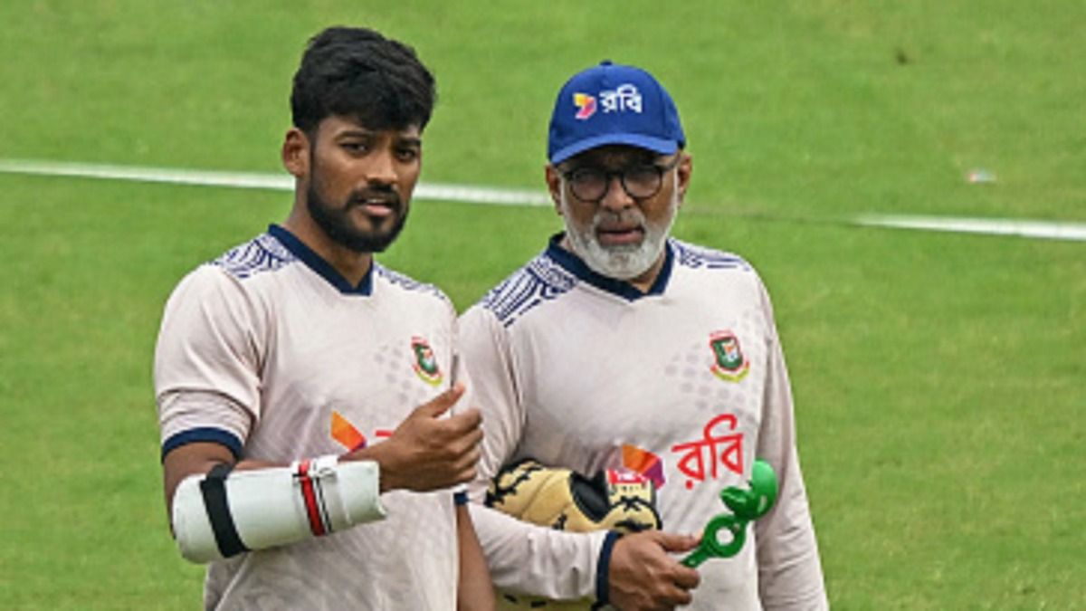 IND vs BAN: बांग्‍लादेश की टीम ने होटल में पढ़ी नमाज, ग्‍वालियर पुलिस ने कहा- मस्जिद के आसपास सुरक्षा के कड़े इंतजाम किए, मगर...