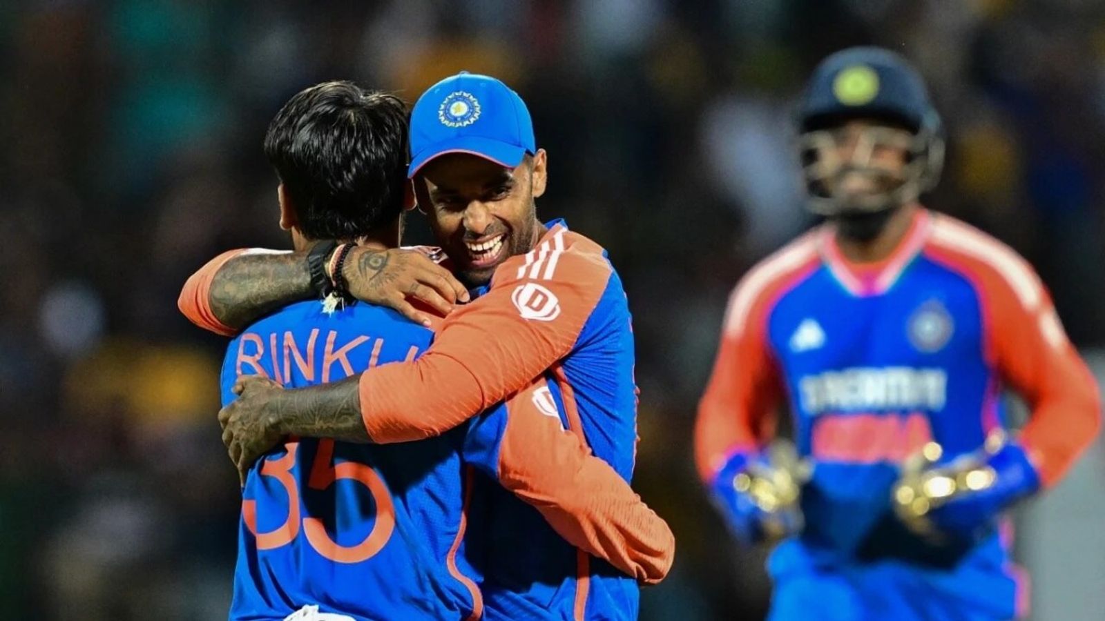 IND vs BAN : बांग्लादेश के सामने पहले टी20 में टीम इंडिया की कैसी होगी Playing XI? शिवम दुबे रहेंगे बाहर तो 2 खिलाड़ी कर सकते हैं डेब्यू, जानिए सबके नाम IND vs BAN : बांग्लादेश के सामने पहले टी20 में टीम इंडिया की कैसी होगी Playing XI? शिवम दुबे रहेंगे बाहर तो 2 खिलाड़ी कर सकते हैं डेब्यू, जानिए सबके नाम