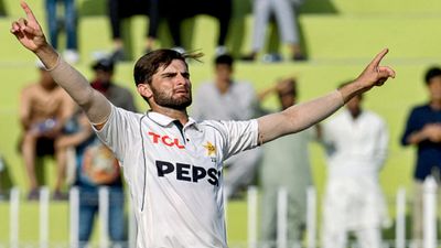 इंग्लैंड के खिलाफ पहले टेस्ट के लिए पाकिस्तान की Playing XI का ऐलान, शाहीन शाह अफरीदी समेत चोटिल तेज गेंदबाज की वापसी तो तीन स्टार खिलाड़ी हुए बाहर SportsTak Hindi