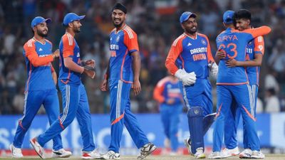 IND vs BAN: बांग्लादेश को हराते ही टीम इंडिया ने पाकिस्तान के सबसे बड़े रिकॉर्ड की बराबरी की, बस एक मैच और सूर्य की सेना बन जाएगी नंबर 1 SportsTak Hindi