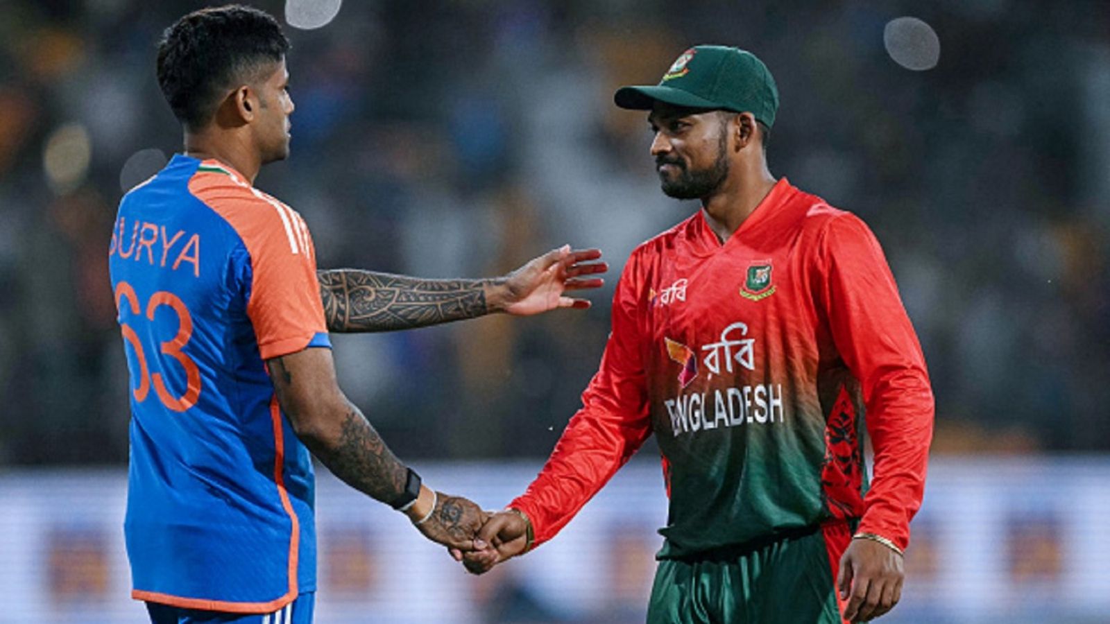'हमारे बल्लेबाज नहीं जानते कि 180 रन कैसे बनाते हैं', भारत के हाथों करारी हार के बाद अपनी टीम पर बरसे बांग्लादेशी कप्तान नजमुल हुसैन शांतो 'हमारे बल्लेबाज नहीं जानते कि 180 रन कैसे बनाते हैं', भारत के हाथों करारी हार के बाद अपनी टीम पर बरसे बांग्लादेशी कप्तान नजमुल हुसैन शांतो
